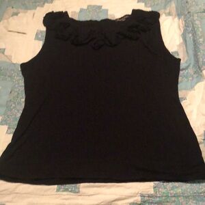 Size XL Fancy black tank top with decorative ruffles￼